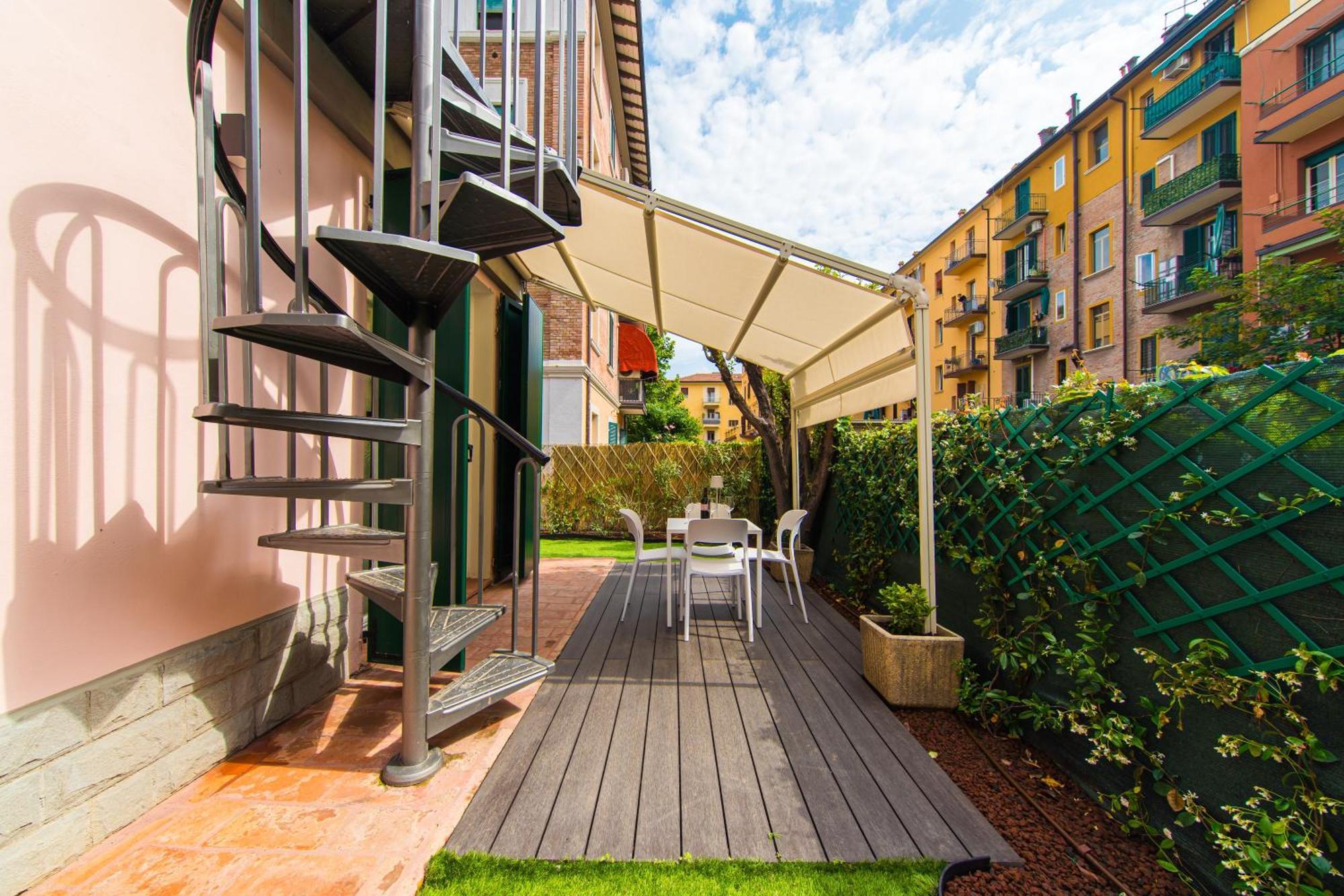 Urban Cottage Free Parking - Private Garden Bologna Exterior foto